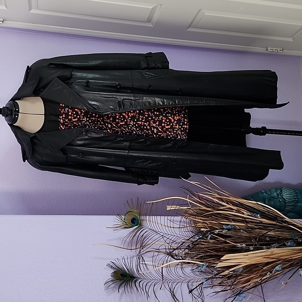 Georgetown Leather Design Vintage Collared Belt Trenchcoat Size 9/10 EUC